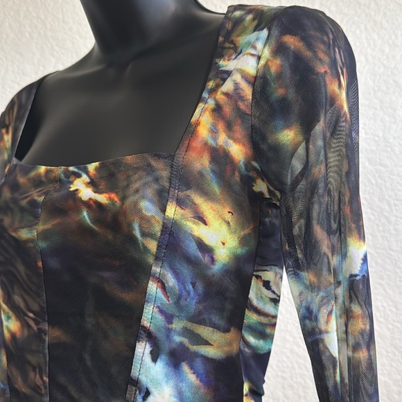 Steve Madden Fitted Mesh Print Long Sleeve Shirt XS New Without Tags - Picture 4 of 7